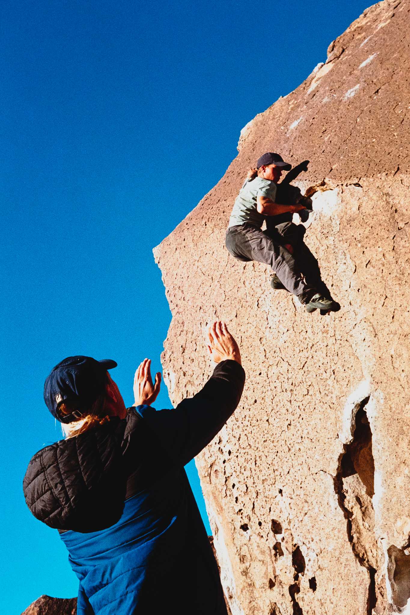 Nikonos V | Nikon 35mm f/2.5 | Kodak Color Gold 400

Digitized with Canon EOS Rebel T7 w/Tamron 90mm f/2.8 Macro | Skier Sunray Box 3
| Skier Sunray Box 3

Lab developed in

Negative Lab Pro v2.2.0 | Color Model: Frontier | Pre-Sat: 4 | Tone Profile: LAB
– Hard | LUT: Frontier