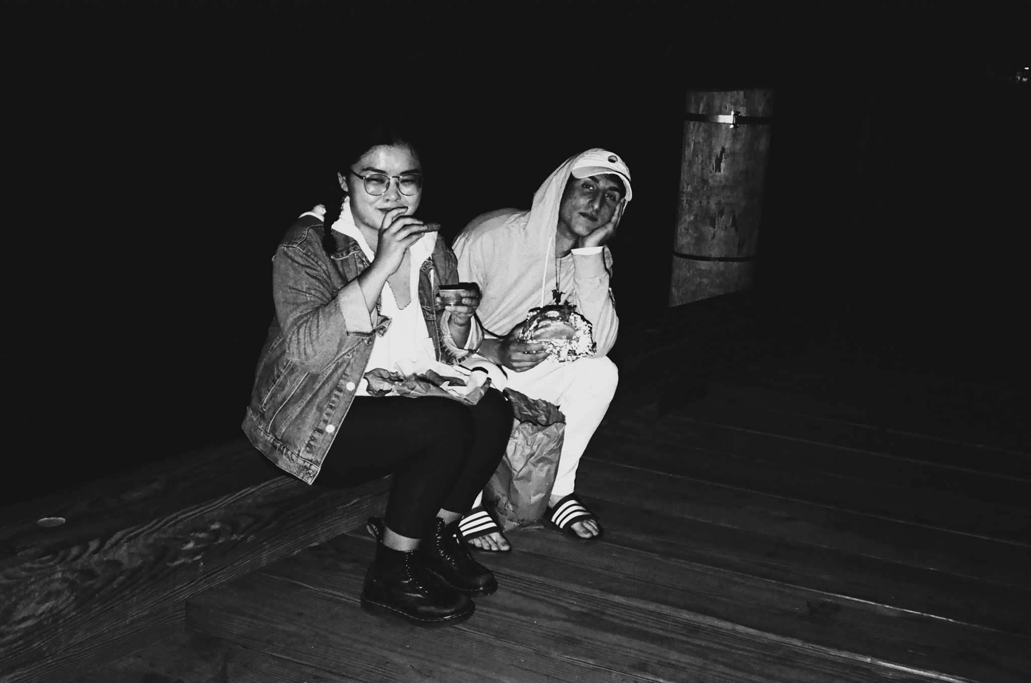 Rollei 35 | Zeiss Tessar 40mm | Kodak Tri-X 400 @ 1600

Scanned with Noritsu LS-600

Lab developed in Kodak Xtol