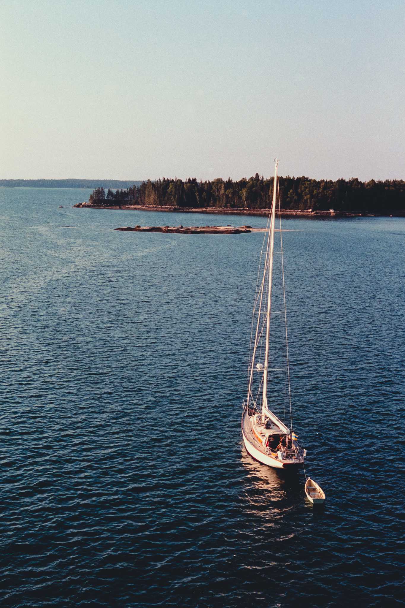 Leica M6 TTL | Leica Elmar 50mm f2.8 | Kodak Portra 160

Scanned with Noritsu LS-600

Lab developed in Kodak Flexicolor

Negative Lab Pro v2.2.0 | Color Model: Frontier | Pre-Sat: 4 | Tone Profile: LAB
– Hard | WB: Auto-Neutral | LUT: Frontier