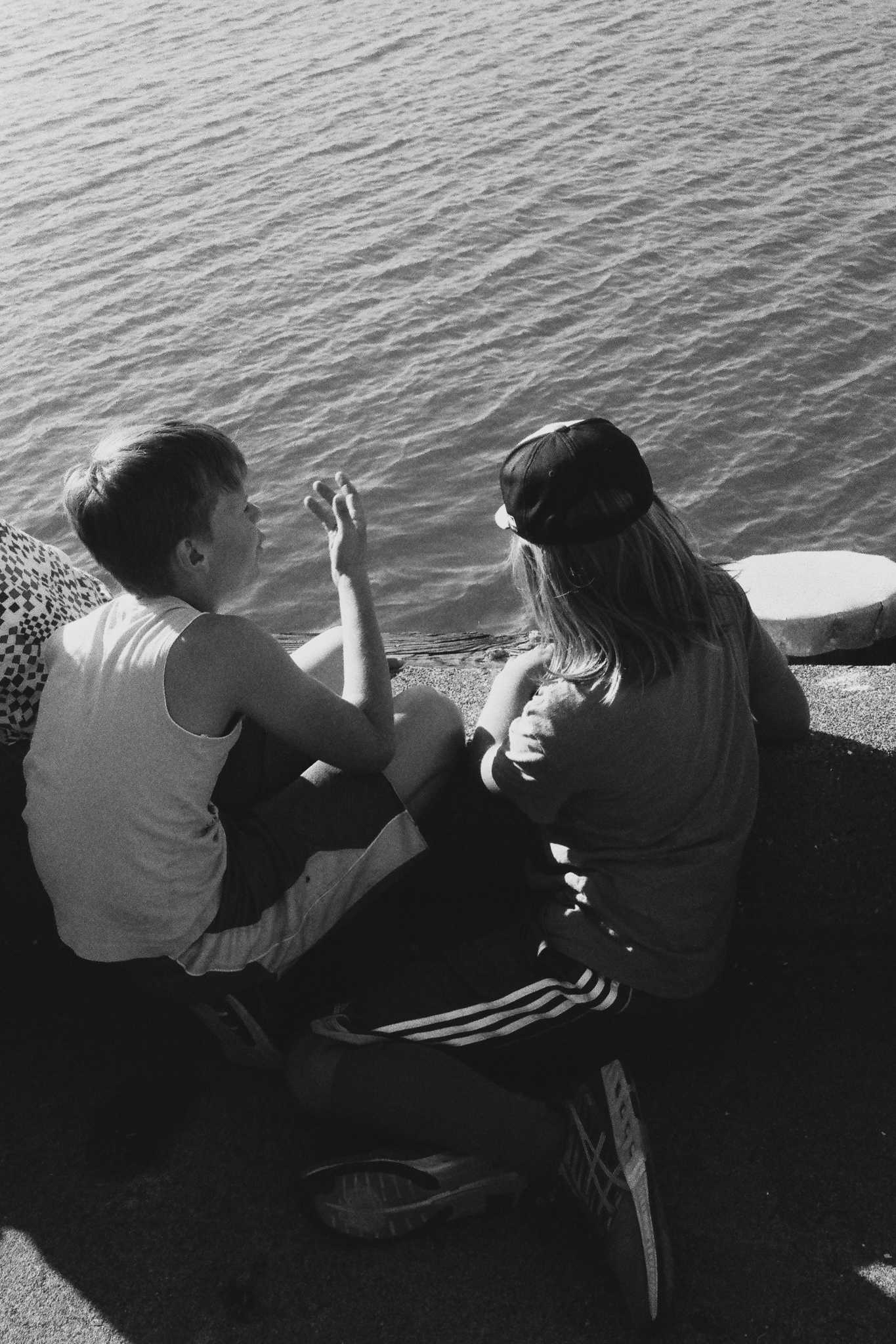 Rollei 35 | Zeiss Tessar 40mm | Kodak Tri-X 400

Scanned with Noritsu LS-600

Lab developed in Kodak Xtol