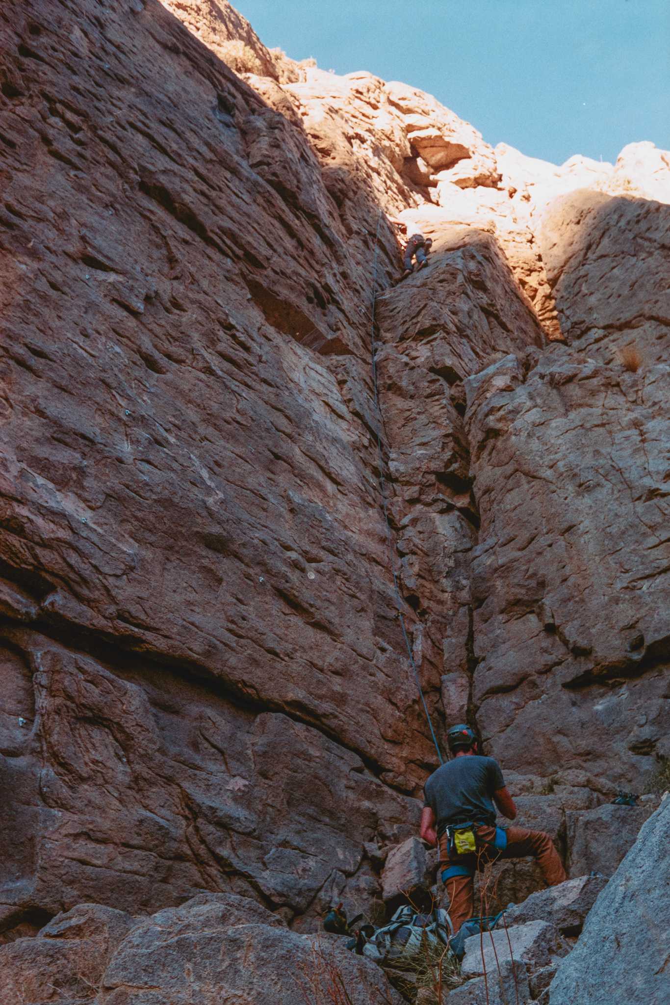 Nikonos V | Nikon 35mm f/2.5 | Fuji Superia Xtra 400

Digitized with Canon EOS Rebel T7 w/Tamron 90mm f/2.8 Macro | Skier Sunray Box 3
| Skier Sunray Box 3

Lab developed in

Negative Lab Pro v2.2.0 | Color Model: Frontier | Pre-Sat: 4 | Tone Profile: LAB
– Hard | WB: Auto-Warm | LUT: Frontier