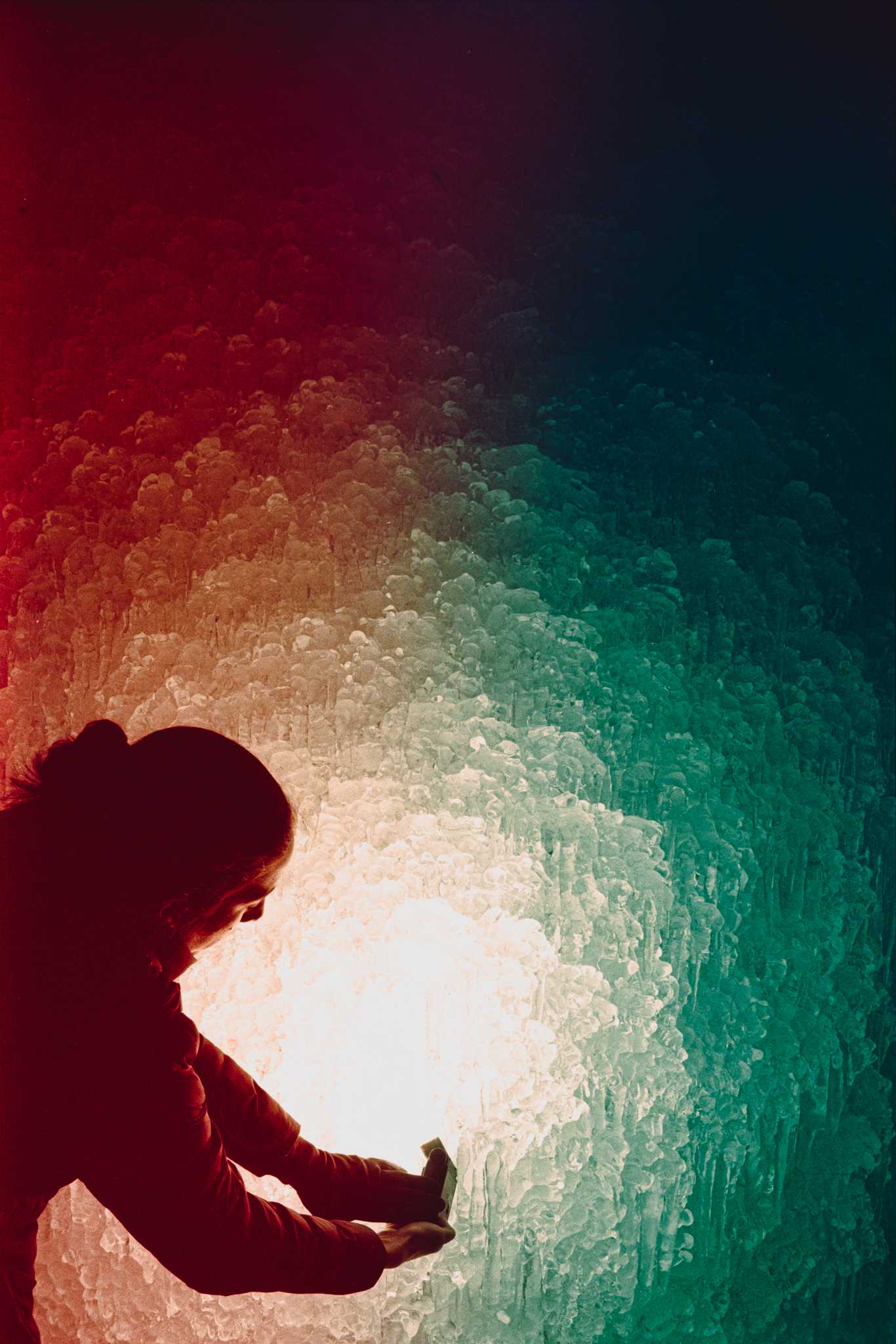 Rollei 35 | Zeiss Tessar 40mm | Psychadelic Blues 400

Lab developed in Kodak Flexicolor

Negative Lab Pro v2.2.0 | Color Model: Frontier | Pre-Sat: 4 | Tone Profile: LAB
– Hard | WB: Auto-Warm | LUT: Frontier