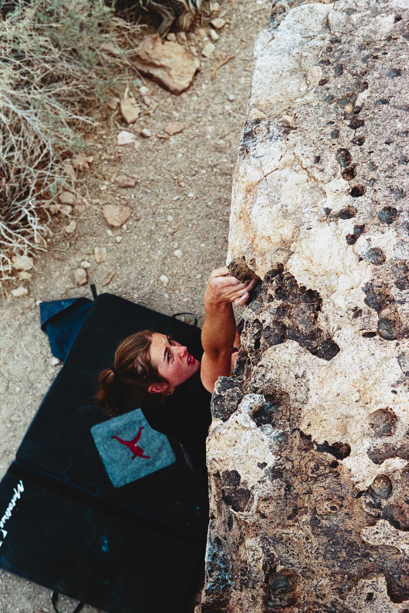 Nikonos V | Nikon 35mm f/2.5 | Fuji Superia Xtra 400

Digitized with Canon EOS Rebel T7 w/Tamron 90mm f/2.8 Macro | Skier Sunray Box 3
| Skier Sunray Box 3

Lab developed in

Negative Lab Pro v2.2.0 | Color Model: Frontier | Pre-Sat: 4 | Tone Profile: LAB
– Hard | WB: Auto-Warm | LUT: Frontier