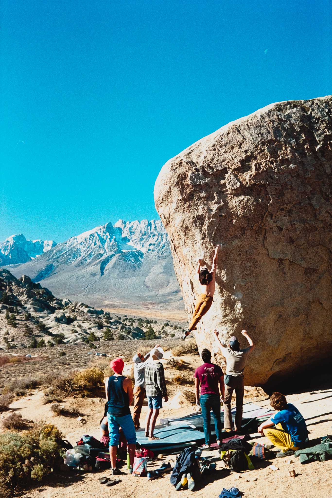 Nikonos V | Nikon 35mm f/2.5 | Kodak Color Gold 400

Digitized with Canon EOS Rebel T7 w/Tamron 90mm f/2.8 Macro | Skier Sunray Box 3
| Skier Sunray Box 3

Lab developed in

Negative Lab Pro v2.2.0 | Color Model: Frontier | Pre-Sat: 4 | Tone Profile: LAB
– Hard | LUT: Frontier