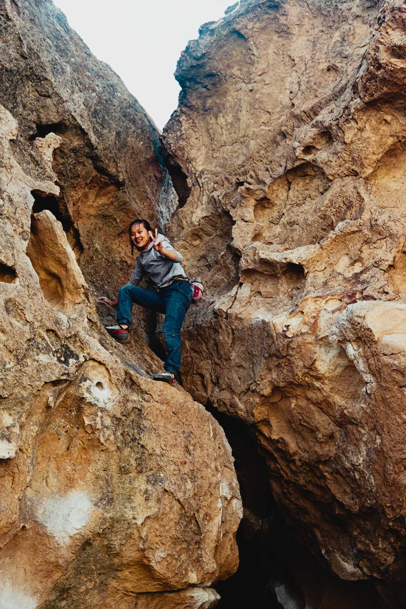 Nikonos V | Nikon 35mm f/2.5 | Fuji Superia Xtra 400

Digitized with Canon EOS Rebel T7 w/Tamron 90mm f/2.8 Macro | Skier Sunray Box 3
| Skier Sunray Box 3

Lab developed in

Negative Lab Pro v2.2.0 | Color Model: Frontier | Pre-Sat: 4 | Tone Profile: LAB
– Hard | WB: Auto-Warm | LUT: Frontier