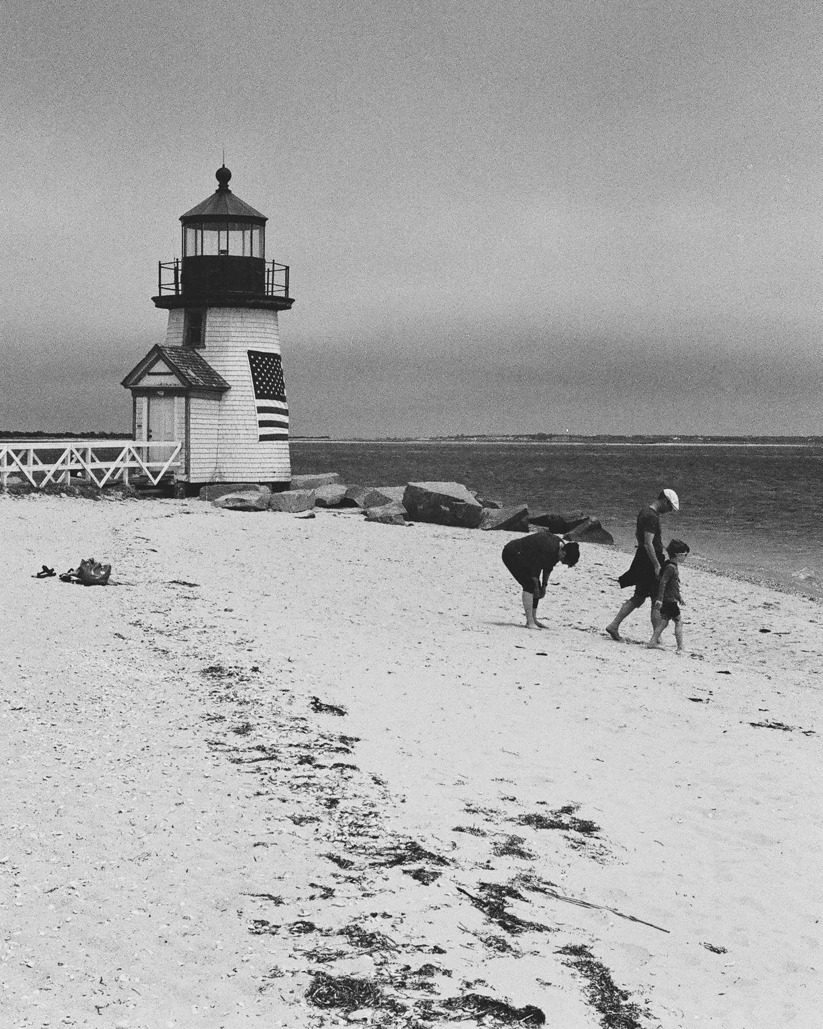 Leica M6 TTL | Leica Elmar 50mm f2.8 | Kodak Tri-X 400

Scanned with Noritsu LS-600

Lab developed in Kodak Xtol