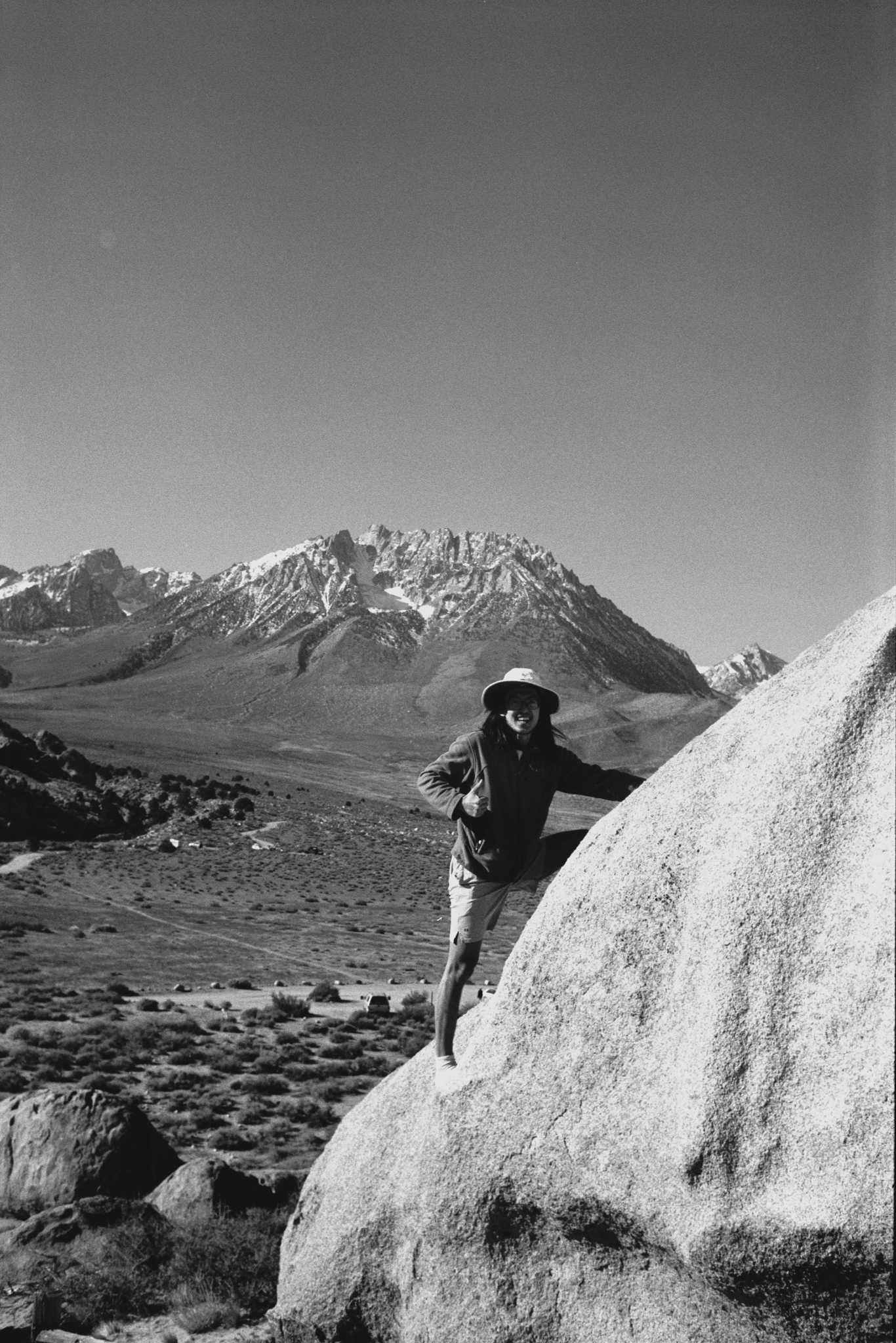 Nikonos V | Nikon 35mm f/2.5 | Kodak Tri-X 400

Digitized with Canon EOS Rebel T7 w/Tamron 90mm f/2.8 Macro | Skier Sunray Box 3
| Skier Sunray Box 3

Lab developed in

Negative Lab Pro v2.2.0 | Color Model: B+W | Pre-Sat: 3 | Tone Profile: LAB –
Standard | WB: Auto-Neutral | LUT: Frontier