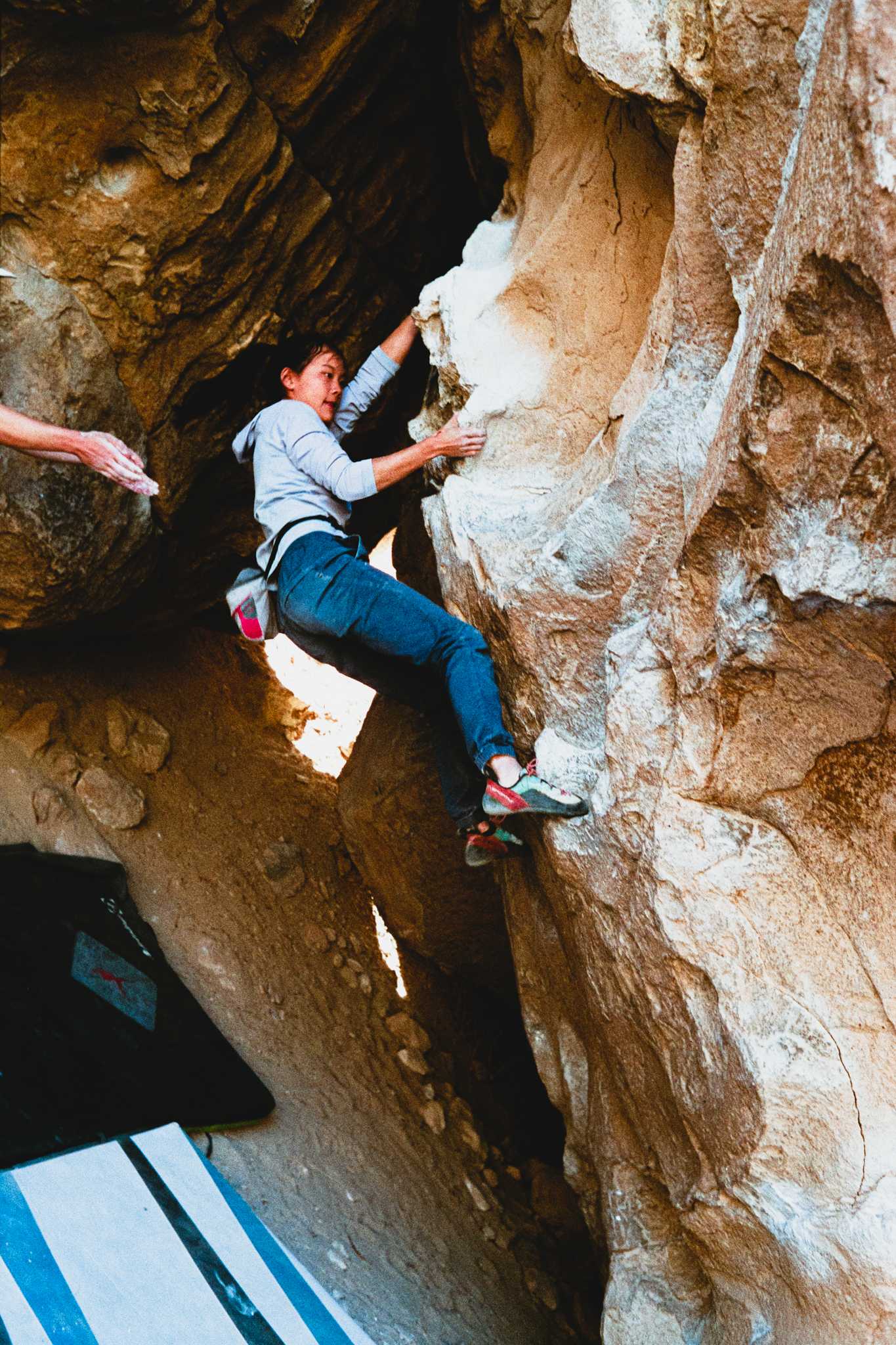 Nikonos V | Nikon 35mm f/2.5 | Fuji Superia Xtra 400

Digitized with Canon EOS Rebel T7 w/Tamron 90mm f/2.8 Macro | Skier Sunray Box 3
| Skier Sunray Box 3

Lab developed in

Negative Lab Pro v2.2.0 | Color Model: Frontier | Pre-Sat: 4 | Tone Profile: LAB
– Hard | WB: Auto-Warm | LUT: Frontier