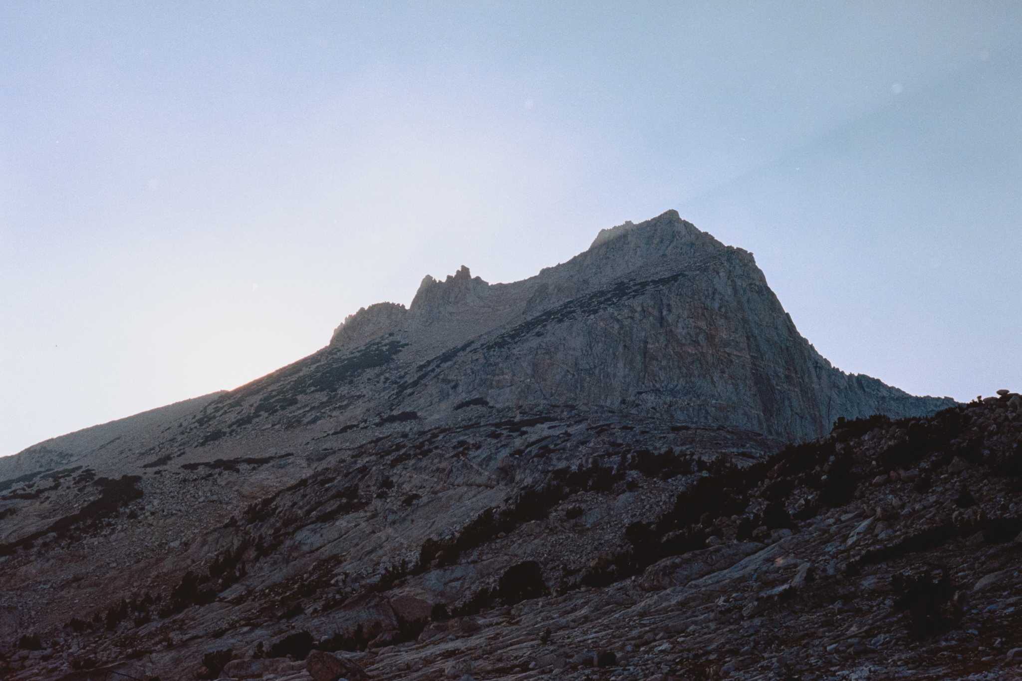 Rollei 35 | Zeiss Tessar 40mm | Kodak Portra 160

Lab developed in Kodak Flexicolor

Negative Lab Pro v2.2.0 | Color Model: Frontier | Pre-Sat: 3 | Tone Profile: LAB
– Standard | WB: Auto-Neutral | LUT: Frontier