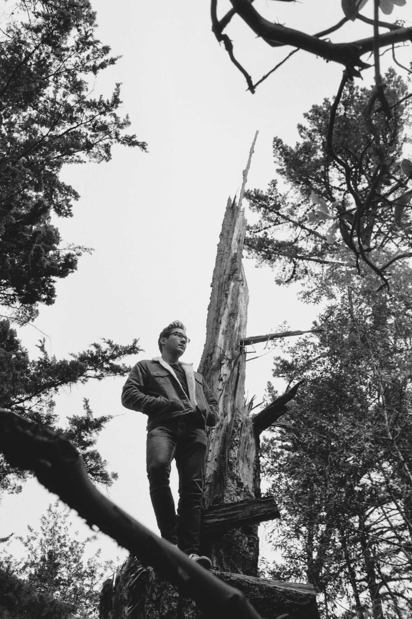 Negative Lab Pro v2.2.0 | Color Model: B+W | Pre-Sat: 3 | Tone Profile: LAB –
Standard | WB: Auto-Neutral | LUT: Frontier