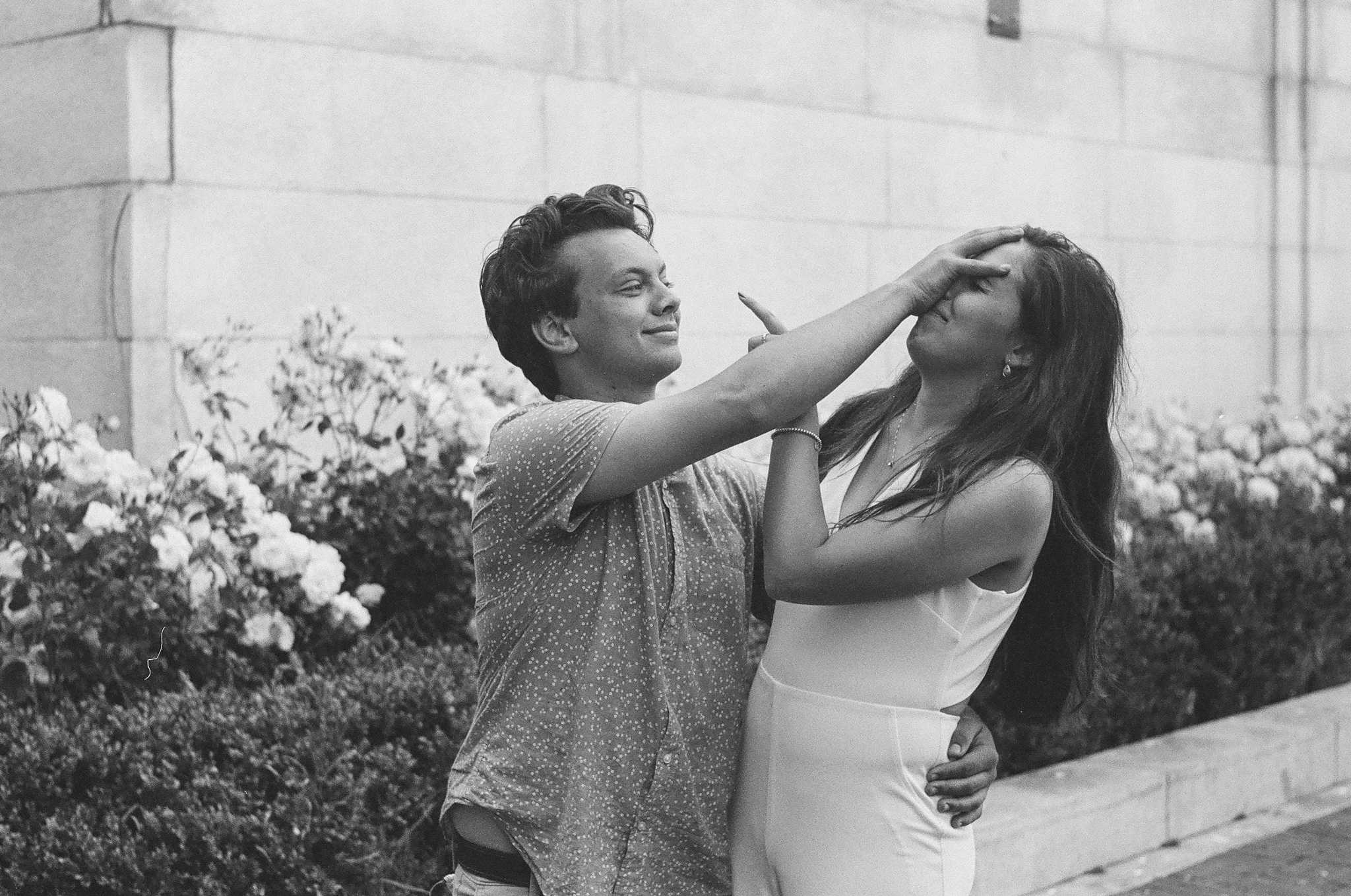 Leica M6 TTL | Leica Elmar 50mm f2.8 | Kodak Tri-X 400

Scanned with Noritsu LS-600

Lab developed in Kodak Xtol