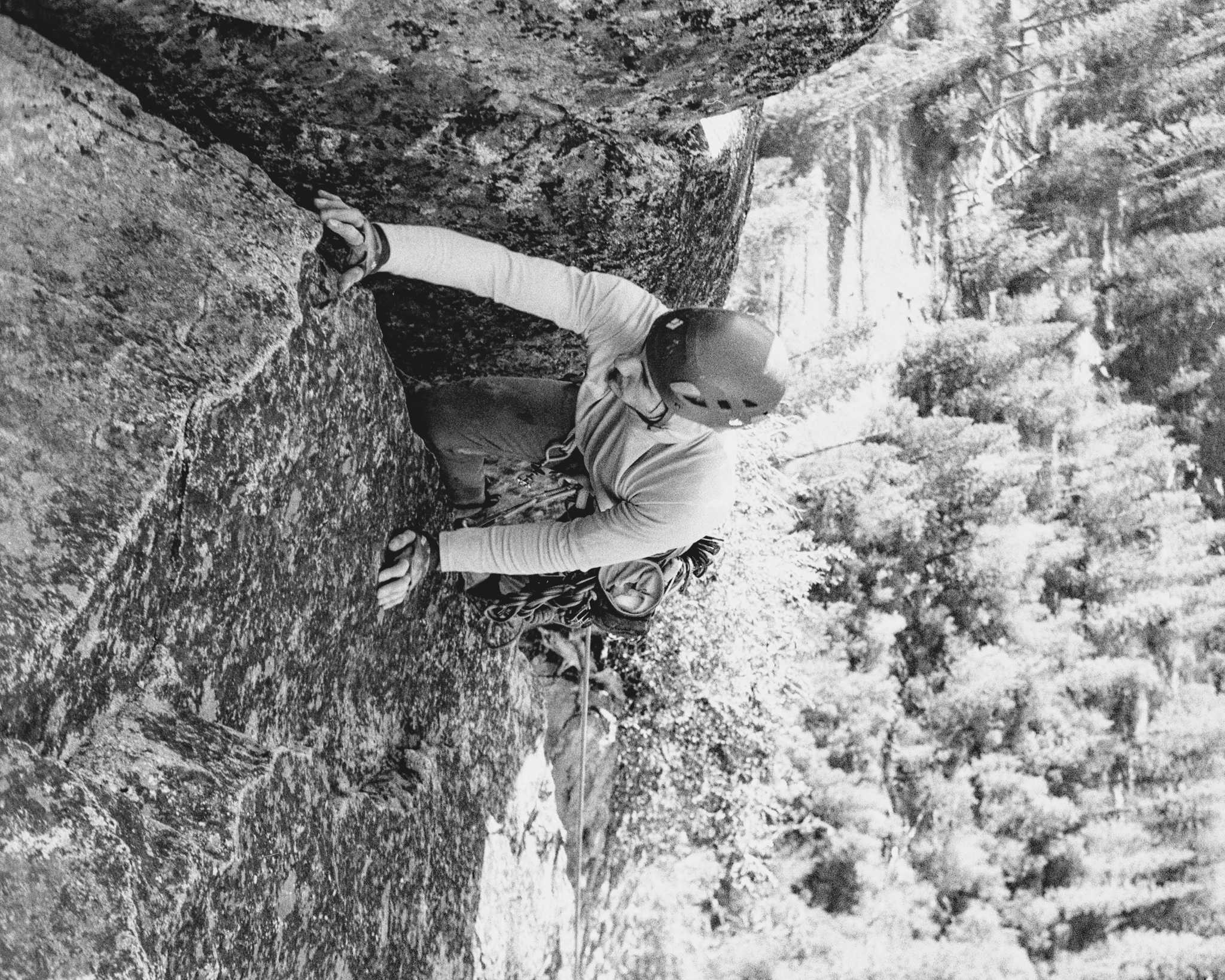 Negative Lab Pro v2.2.0 | Color Model: B+W | Pre-Sat: 3 | Tone Profile: LAB –
Standard | WB: Auto-Neutral | LUT: Frontier