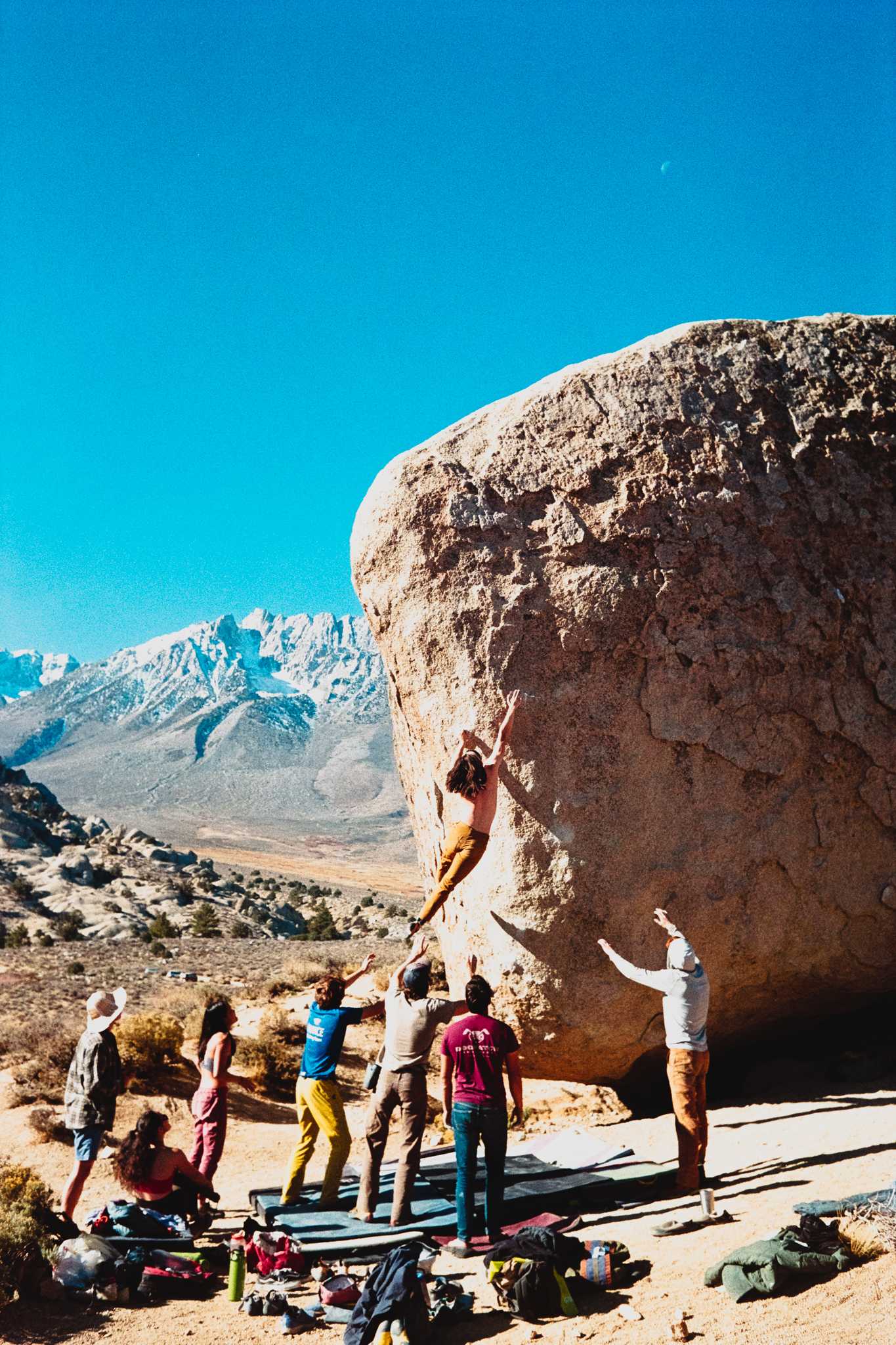 Nikonos V | Nikon 35mm f/2.5 | Kodak Color Gold 400

Digitized with Canon EOS Rebel T7 w/Tamron 90mm f/2.8 Macro | Skier Sunray Box 3
| Skier Sunray Box 3

Lab developed in

Negative Lab Pro v2.2.0 | Color Model: Frontier | Pre-Sat: 4 | Tone Profile: LAB
– Hard | LUT: Frontier